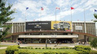 Trump adds pressure on new stadium deal for NFL Commanders