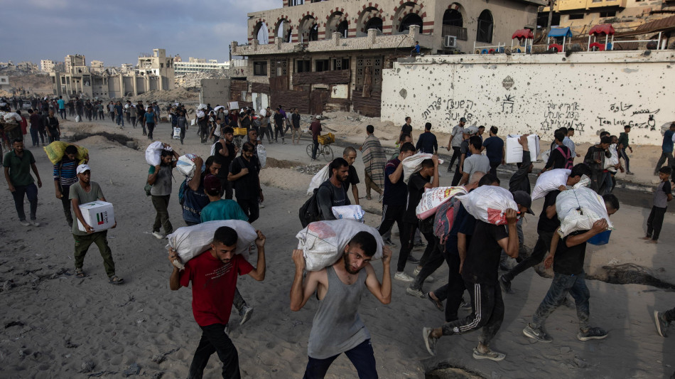 Fonti, 'attacchi Israele a Gaza, 31 morti questa mattina'