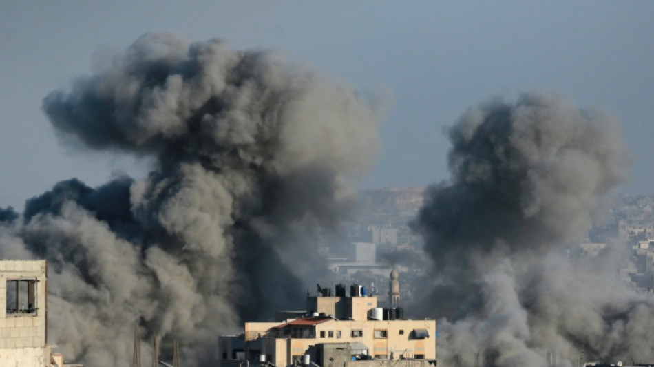 Gaza: la D&eacute;fense civile annonce 37 morts dans des frappes ou tirs isra&eacute;liens