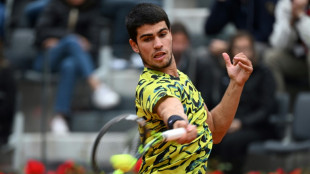 Alcaraz atropela Ramos na estreia em Roma e volta a ser n&uacute;mero 1 do ranking