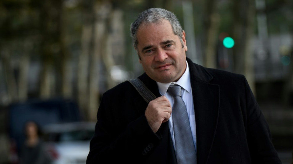 Quatre ans de prison avec sursis requis contre l'ex-chef des stups pour fausse garde &agrave; vue