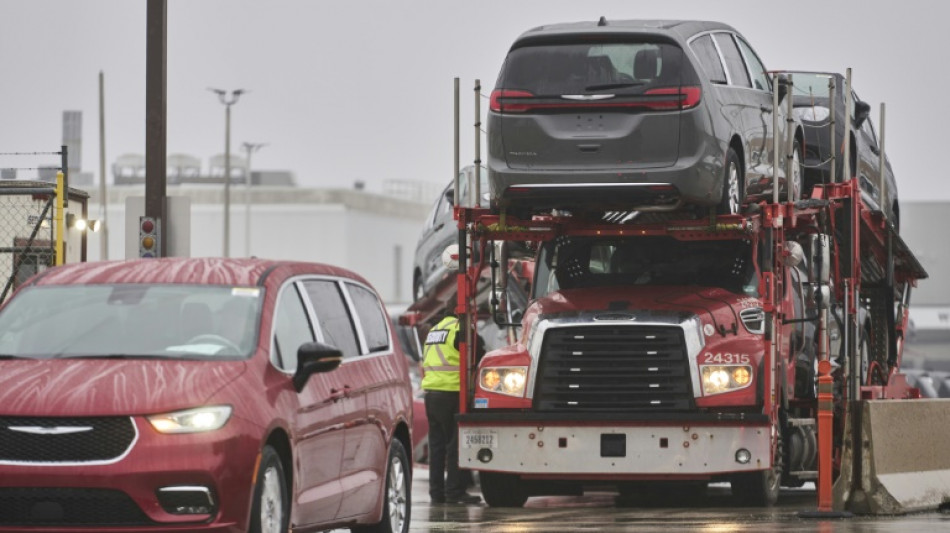Droits de douane: Stellantis va fermer temporairement une usine au Canada, l'envisage pour le Mexique