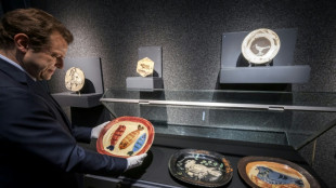Sept assiettes et plats uniques et inédits de Picasso vendus pour près de 290.000 euros à Genève