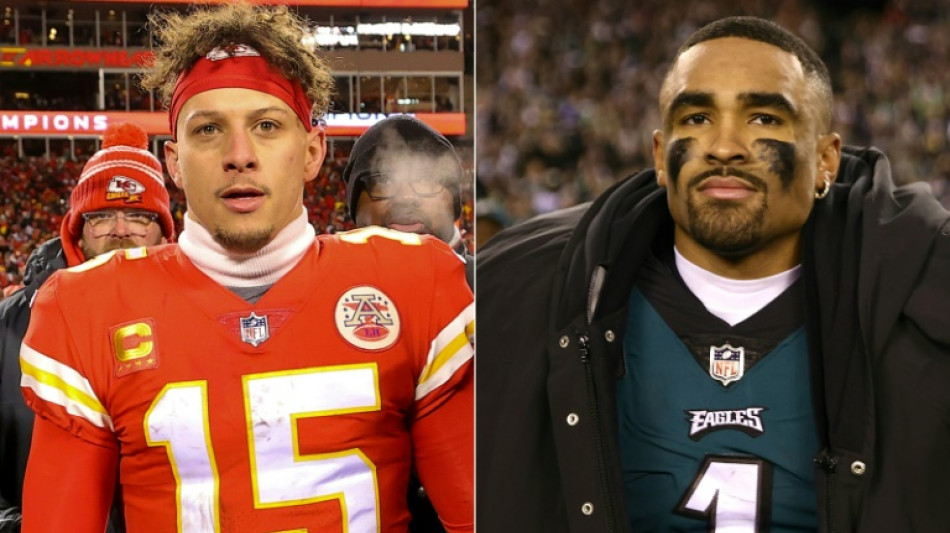 NFL: Mahomes contre Hurts, duel in&eacute;dit de quarterbacks noirs dans un Super Bowl