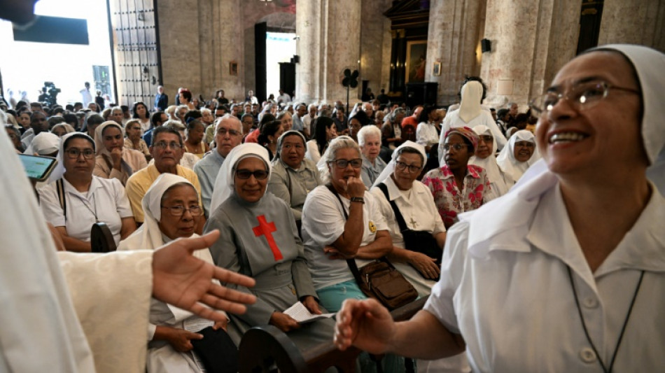 Catholics in secular Cuba hail Francis as 'bridge' 
