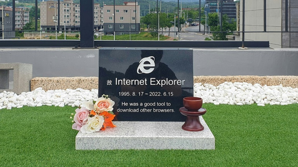 Fin d'Internet Explorer : un ing&eacute;nieur sud cor&eacute;en &eacute;rige une tombe pour le navigateur