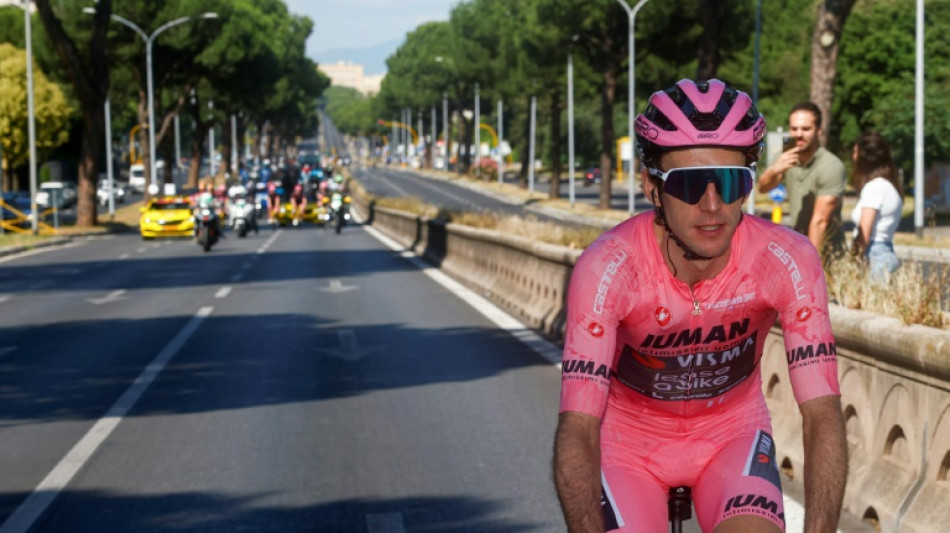 Tour d'Italie: vainqueur du Giro, Simon Yates donne rendez-vous &agrave; Pogacar