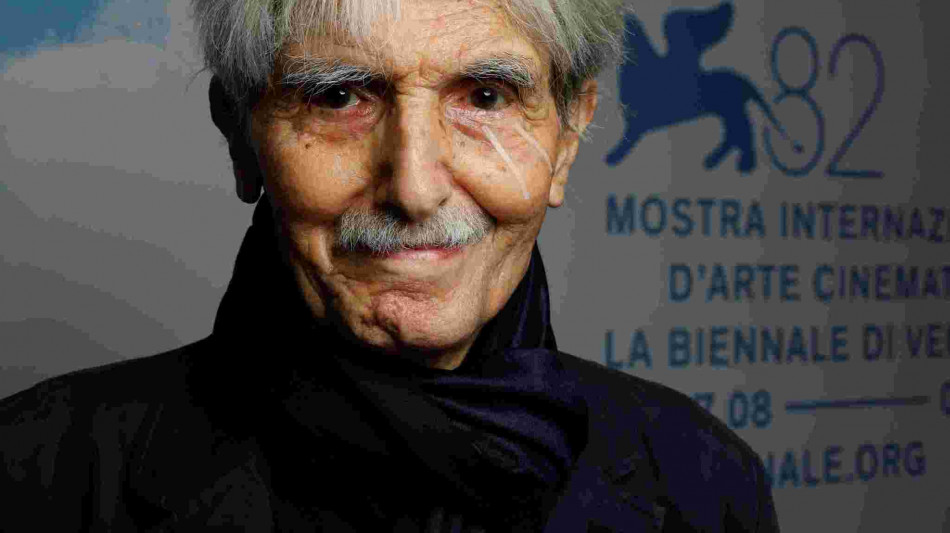 Morto Yervant Gianikian, il ricordo della Biennale per l'artista