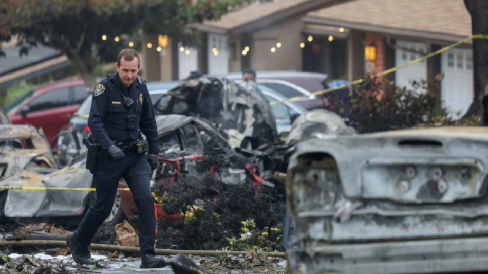 Sube a seis el n&uacute;mero de muertos por la ca&iacute;da de una avioneta en California