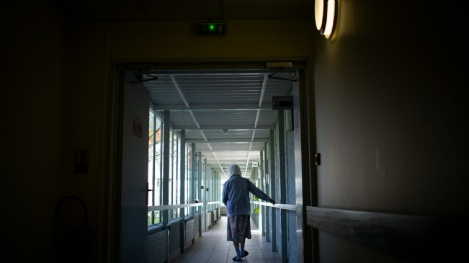 La d&eacute;gringolade en Bourse continue pour Orpea apr&egrave;s sa mise en cause dans un livre 