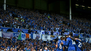 Everton win on Goodison farewell, Vardy makes it 200 in Leicester swansong