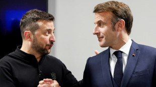 Ukraine: Macron d&eacute;nonce une "logique d'escalade inacceptable" de la Russie
