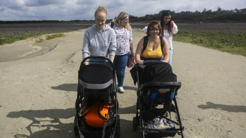 Dans le Pas-de-Calais, un accompagnement des m&egrave;res adolescentes