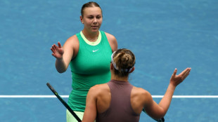 Anisimova freia rea&ccedil;&atilde;o de Badosa e avan&ccedil;a no Aberto da Austr&aacute;lia