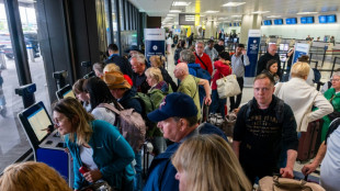United Airlines profits dip but says Newark has rebounded