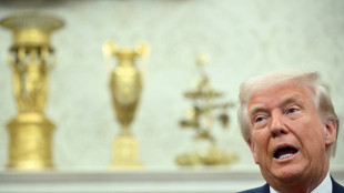 Dorures et provocation: Trump fait le Bureau ovale &agrave; son image