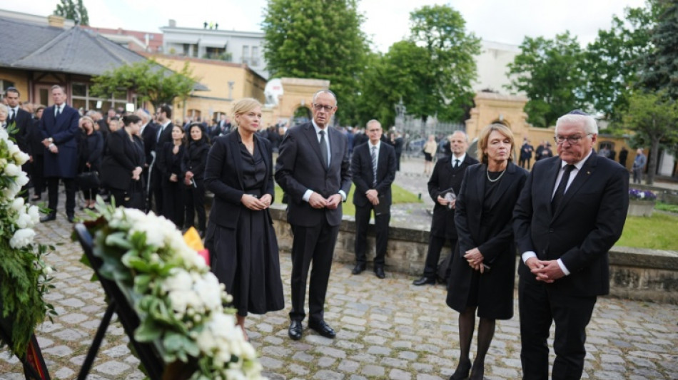 Beisetzung in Berlin: Vertreter von Staat und Gesellschaft würdigen Friedländer
