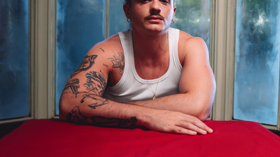 Olly, venerd&igrave; 29 agosto esce il nuovo singolo Questa Domenica