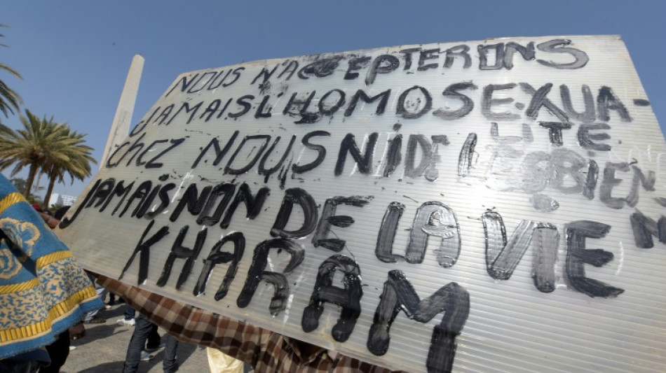 Encarcelan a un hombre en la primera condena por relaciones entre personas del mismo sexo en Senegal