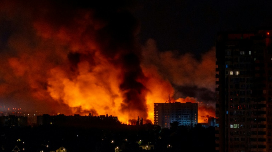 Ukraine: le Kremlin assure ne pas voir d'issue diplomatique apr&egrave;s une attaque de drones record