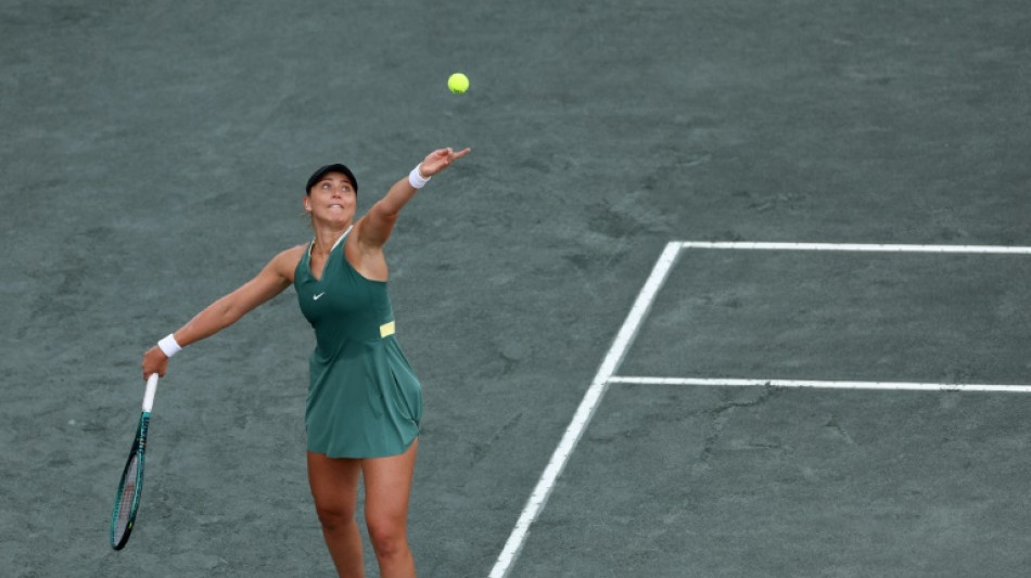 Badosa espera que la cortisona le permita jugar "todav&iacute;a 3 o 4 a&ntilde;os"