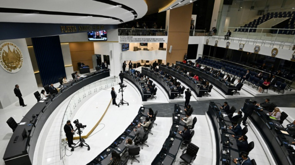 Le Salvador pr&eacute;pare une r&eacute;forme pour permettre la r&eacute;&eacute;lection ind&eacute;finie de Bukele