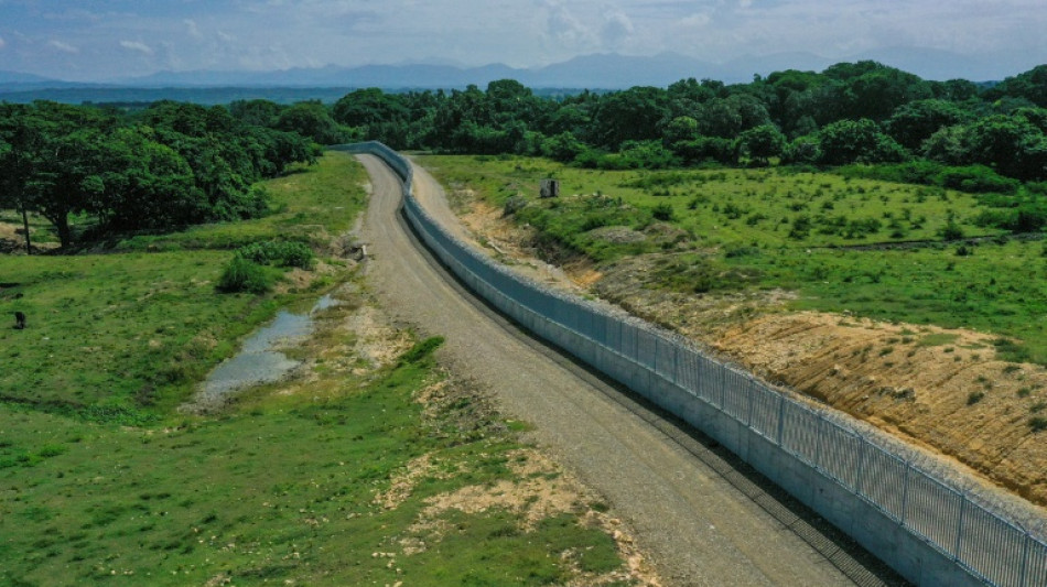 Dominicana inicia construcci&oacute;n de nueva fase de su muro en frontera con Hait&iacute;