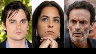 Un an après la mort d'Alain Delon, l'un de ses fils dénonce le dernier testament de l'acteur