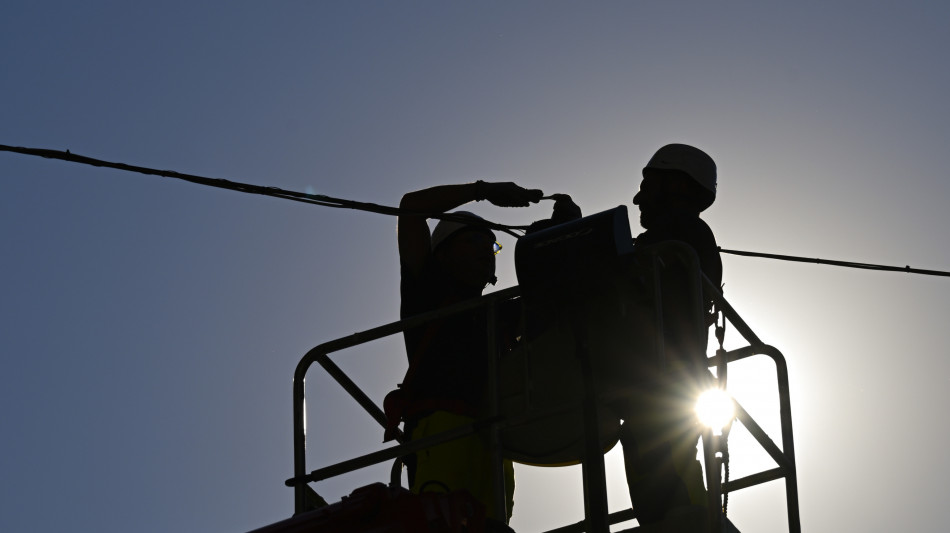 Prometeia, Italia in equilibrio instabile, Pil a +0,5% nel 2025