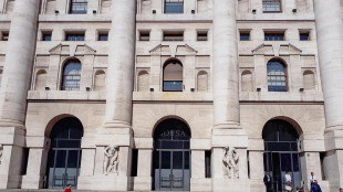 Borsa: Milano sale (+0,6%), sprint di Amplifon, Lottomatica e Saipem