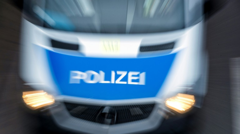 Mecklenburg-Vorpommern: Unter Drogen stehender Exhibitionist verletzt vier Polizisten