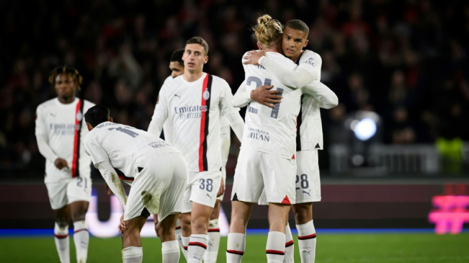 Milan e Benfica avan&ccedil;am na Liga Europa; Betis d&aacute; adeus &agrave; Conference