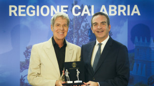 La Regione Calabria premia Baglioni, 'questa terra può volare'