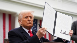 Am&eacute;ricains et Chinois se retrouvent en Su&egrave;de pour maintenir le statu quo commercial