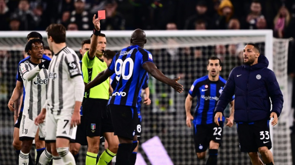 Mais de 170 torcedores da Juventus s&atilde;o proibidos de entrar em est&aacute;dios ap&oacute;s gritos racistas contra Lukaku 