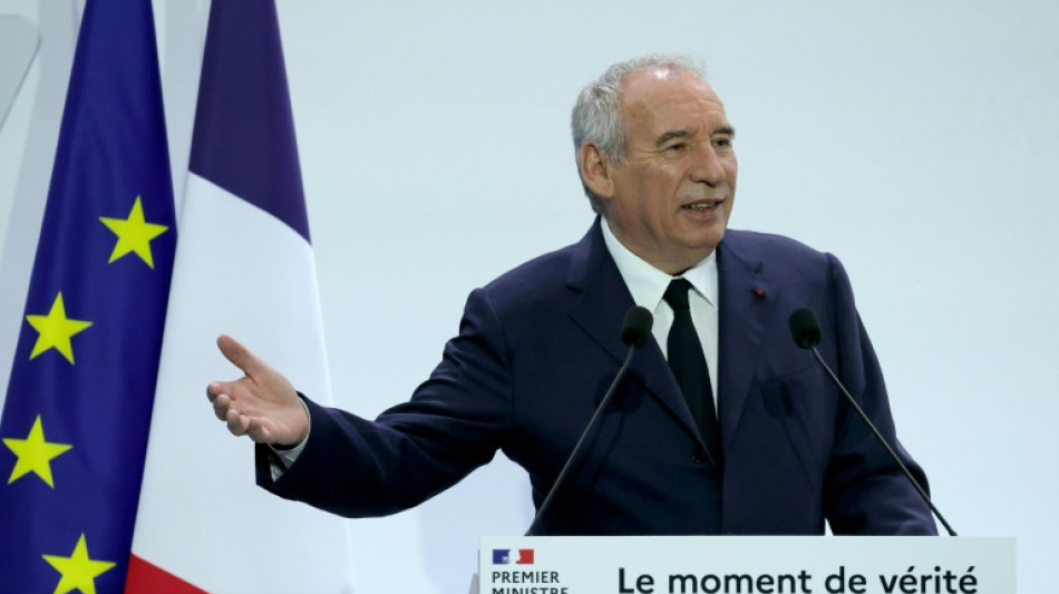 França anuncia importante plano de ajuste fiscal para financiar gastos militares