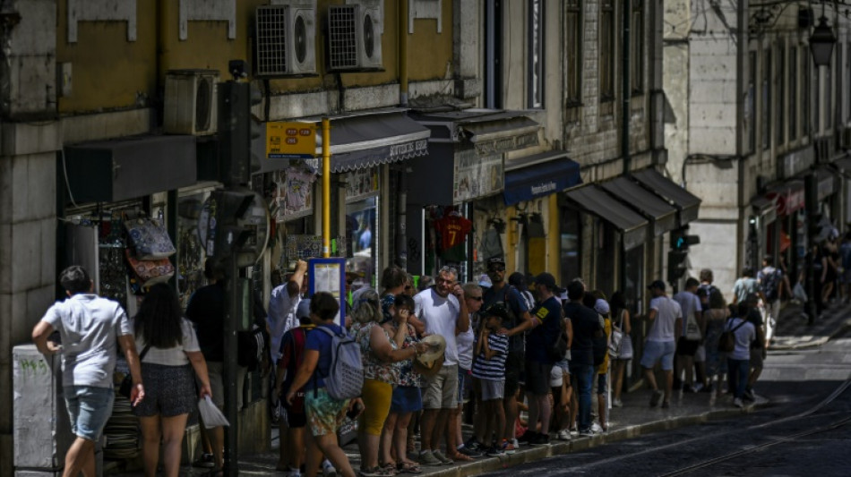 Portugal acogi&oacute; a 26,5 millones de turistas extranjeros en 2023, un r&eacute;cord