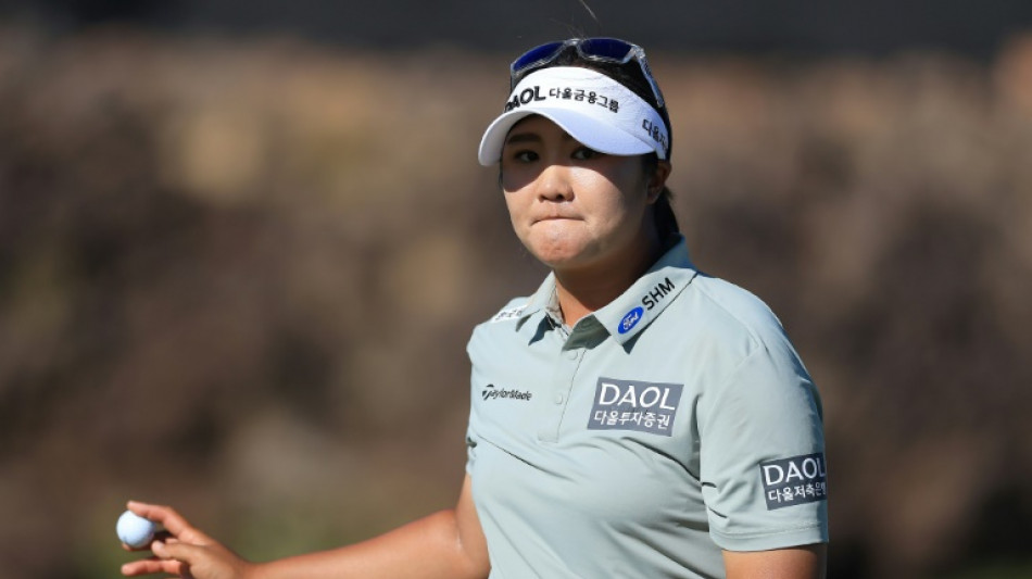 Ryu clings to two-shot lead at LPGA Black Desert Championship