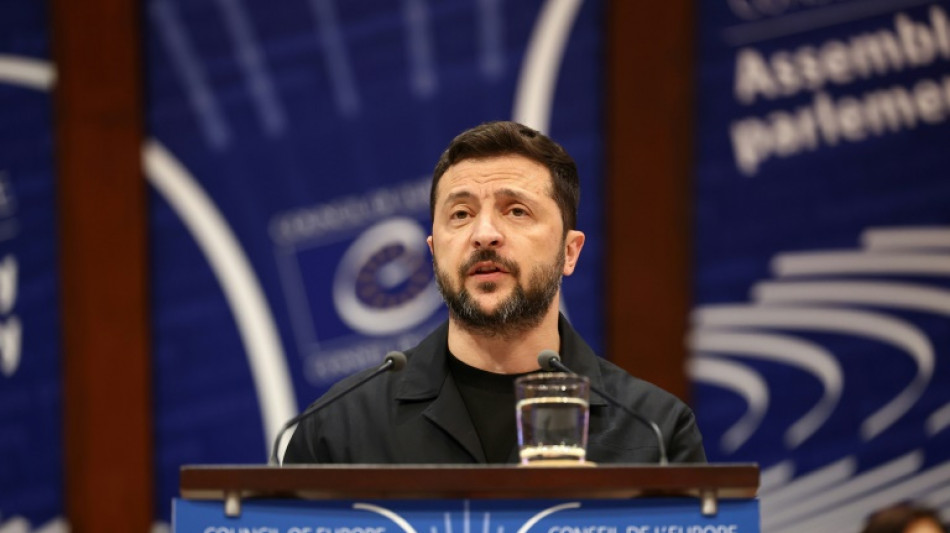 Zelensky signe un accord pour un tribunal sp&eacute;cial pour l'Ukraine, esp&egrave;re voir Poutine jug&eacute;