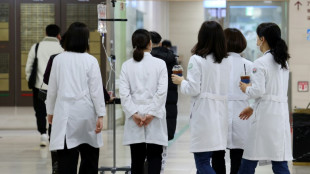Operations cancelled as South Korea doctors' strike grows