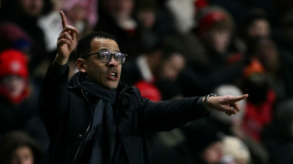 Rosenior plots long Chelsea stay as Arsenal loom