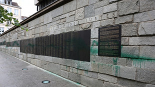 Jets de peinture verte sur deux synagogues et le Mémorial de la Shoah à Paris, selon la police