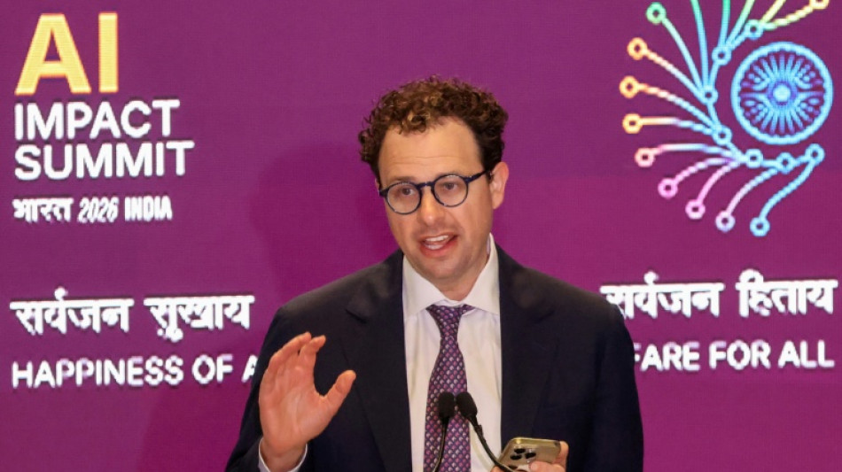 La empresa de IA Antropic prev&eacute; superar la facturaci&oacute;n anual de su rival OpenAI