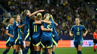 Asllani &uuml;berragt: Schweden erreicht EM-Viertelfinale