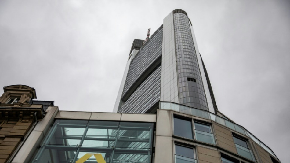 Bayerische Polizei warnt vor gef&auml;hrlichen Briefen wegen Commerzbank-Erpressung
