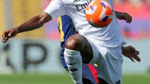 Cinco são condenados à prisão na Espanha por ofensas racistas contra Vini Jr