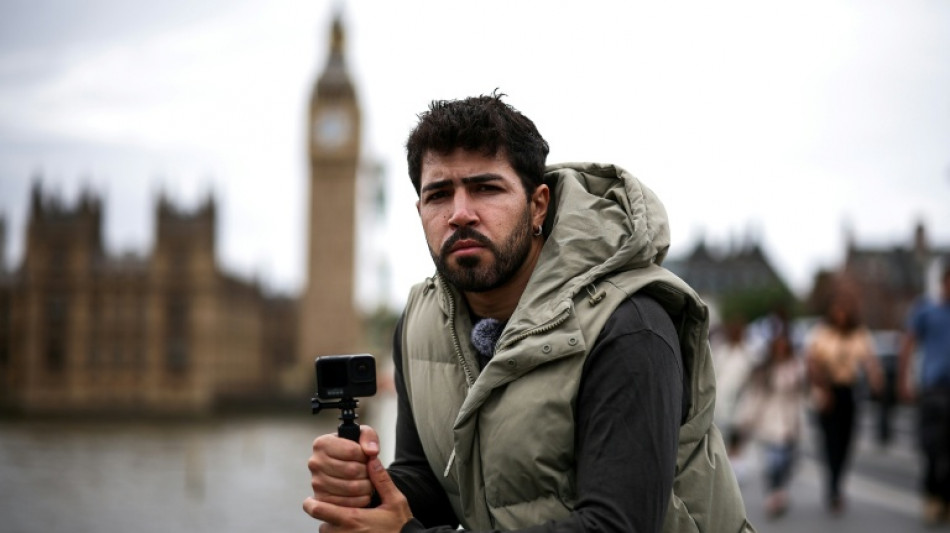 A luta de um brasileiro nas redes sociais contra os batedores de carteira de Londres