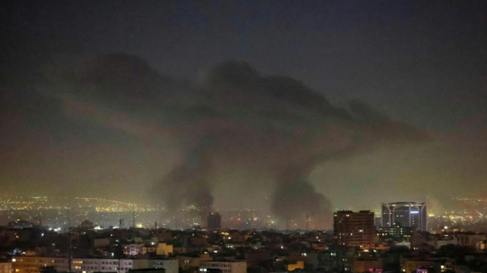 Israelische Armee: Pr&auml;sidialamt und Geb&auml;ude von Sicherheitsrat in Teheran getroffen