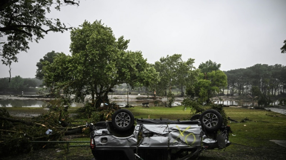 Inondations au Texas: au moins 50 morts, une trentaine d'enfants portés disparus