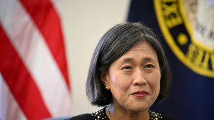 Representante de Com&eacute;rcio dos EUA defende aumento de tarifas alfandeg&aacute;rias